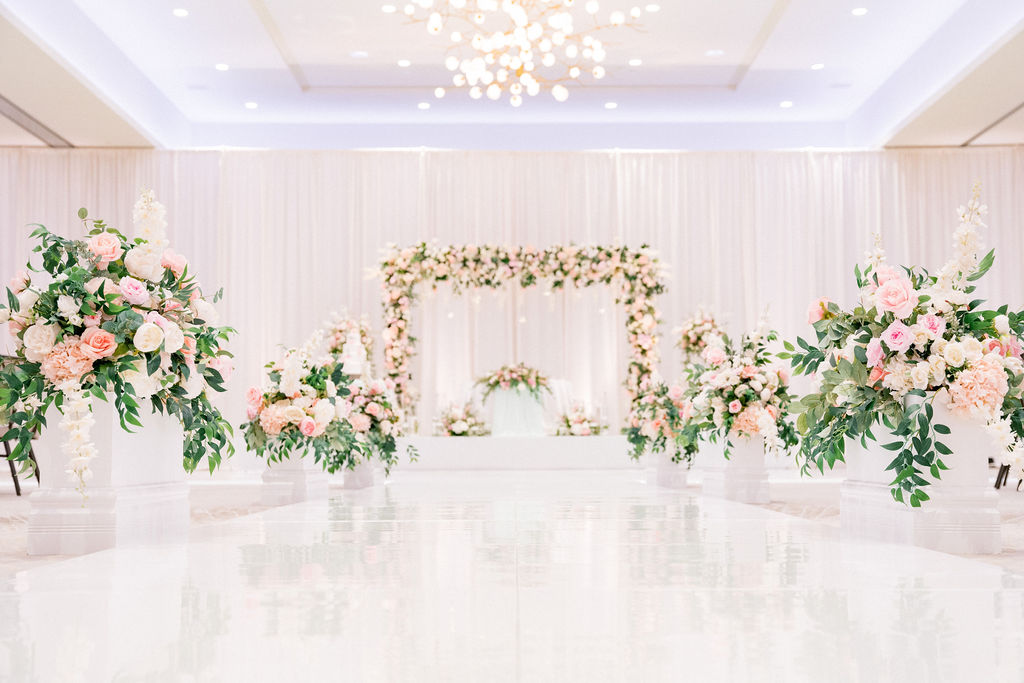 wedding floral arrangements